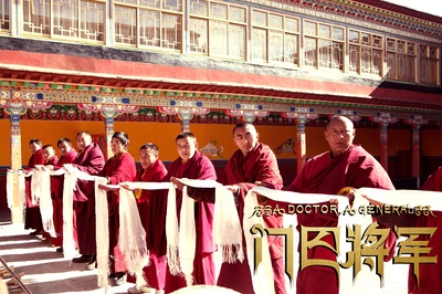 门巴将军剧照的剧照