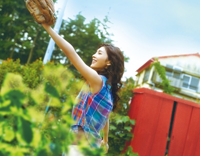 挎斗摩托车里的狗剧照的剧照