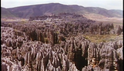 异域之末路英雄剧照的剧照