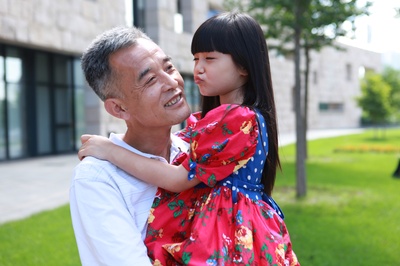 外公电台剧照的剧照