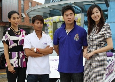 疯狂飘移假爸爸剧照的剧照