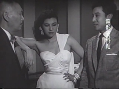 喷火女郎剧照的剧照