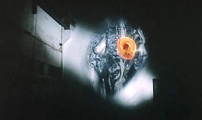 恐怖热线之大头怪婴剧照的剧照