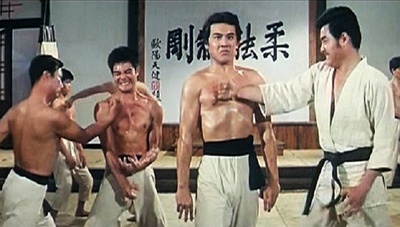 铁三角剧照的剧照