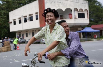 放映爱剧照的剧照