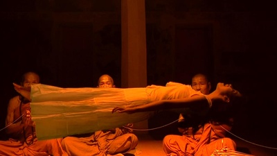 见鬼十法剧照的剧照