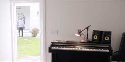 制造快乐剧照的剧照