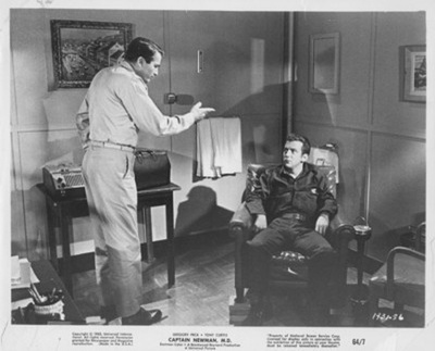 纽曼军医剧照的剧照
