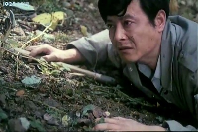 走过迷魂谷剧照的剧照