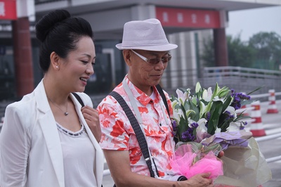 男人制造剧照的剧照