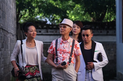 男人制造剧照的剧照