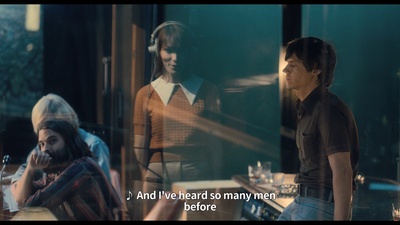 我是女人剧照的剧照