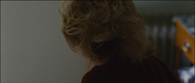 无头的女人剧照的剧照