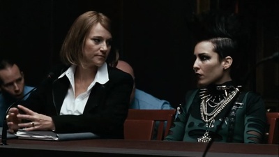 捅马蜂窝的女孩剧照的剧照