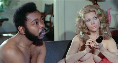 遨游禁忌之爱的世界剧照的剧照