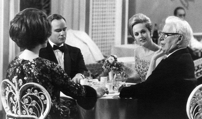 香港女伯爵剧照的剧照