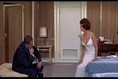 香港女伯爵剧照的剧照