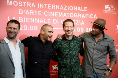 近敌剧照的剧照