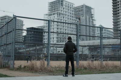 近敌剧照的剧照