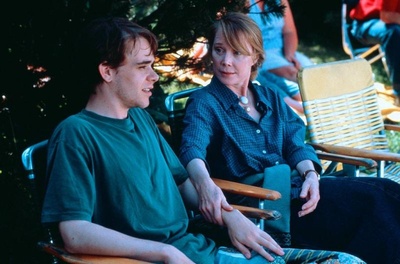 意外边缘剧照的剧照