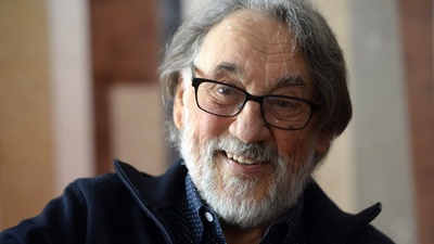 接触日格蒙德剧照的剧照