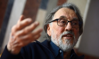 接触日格蒙德剧照的剧照