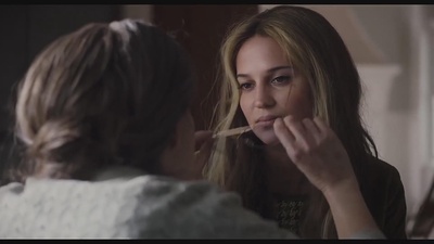 格洛丽亚在路上剧照的剧照