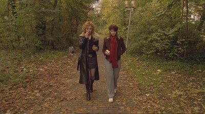 六月的月亮剧照的剧照