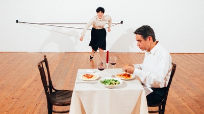 等待艺术家剧照的剧照