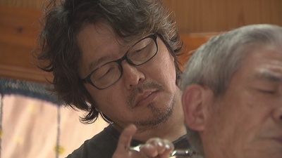 小岛美发院剧照的剧照