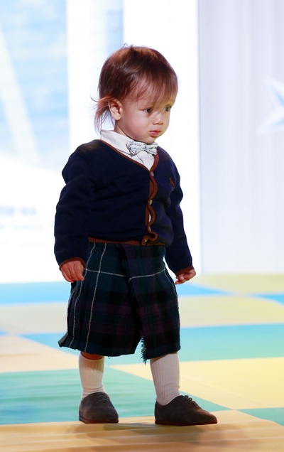 从天“儿”降剧照的剧照