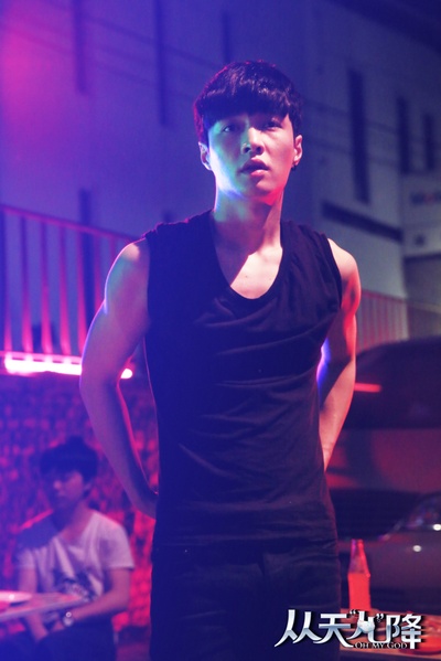 从天“儿”降剧照的剧照