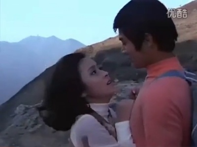 白屋之恋剧照的剧照