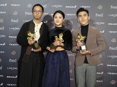 暗房夜空剧照的剧照