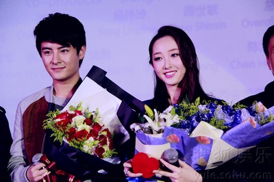 小河亲过我的脸剧照的剧照