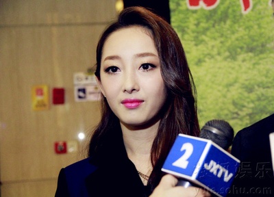 小河亲过我的脸剧照的剧照