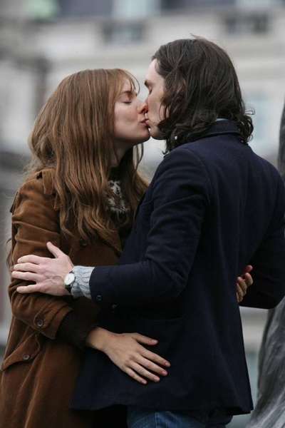 摇摆嬉皮士剧照的剧照