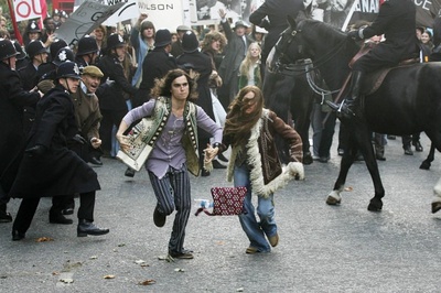 摇摆嬉皮士剧照的剧照