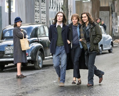 摇摆嬉皮士剧照的剧照