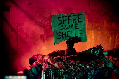 持枪流浪汉剧照的剧照