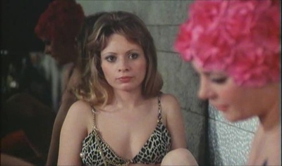 校园女孩报告：谁都有开始的时候剧照的剧照