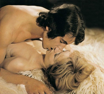 校园女孩报告：让父母难以入眠的事剧照的剧照