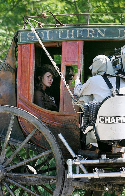 西部英雄约拿·哈克斯剧照的剧照