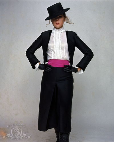 007之女王密使剧照的剧照