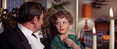 007之女王密使剧照的剧照