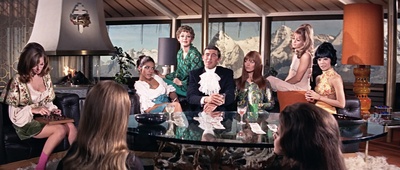 007之女王密使剧照的剧照