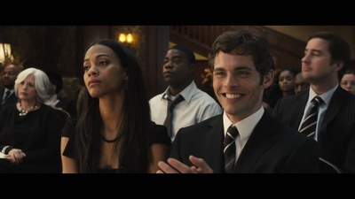 葬礼上的死亡剧照的剧照