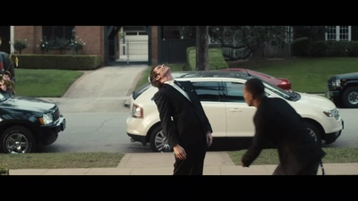 葬礼上的死亡剧照的剧照