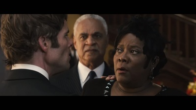 葬礼上的死亡剧照的剧照