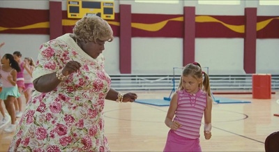 卧底肥妈2剧照的剧照